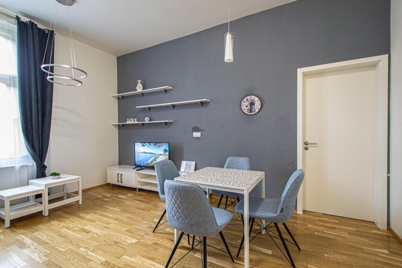 Stylish Apartment In Prague Best Gastronomic Area מראה חיצוני תמונה